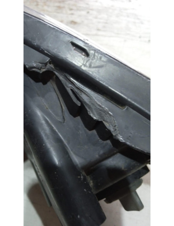 Farol Direito Kia Cerato 2008 - 2013 / Avaria Direito