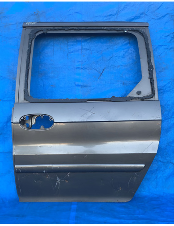 Porta Traseira Esquerda Kia Carnival 1998 A 2001 Traseira Esquerdo Preto