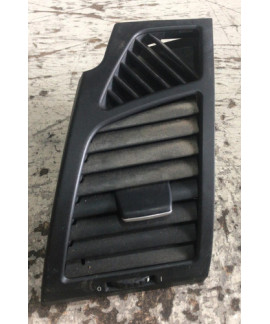 Difusor Ar Condicionado Lateral Esquerdo Bmw 118 120 2010 Difusor Ar Condicionado Lateral Esquerdo Bmw 118 120 2010