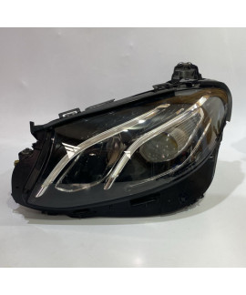 Farol Esquerdo Mercedes E300 2020 Completo / Detalhe Esquerdo/motorista