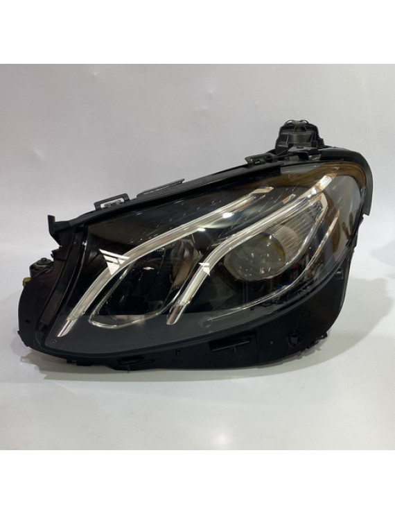 Farol Esquerdo Mercedes E300 2020 Completo / Detalhe Esquerdo/motorista