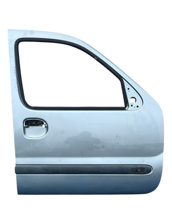 Porta Dianteira Direita Renault Kangoo 2005 A 2012 Detalhe Dianteira Direita Prateado
