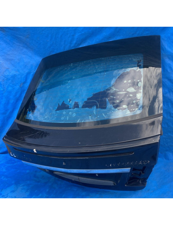 Tampa Traseira Mercedes Clc200 2008 A 2011 / Detalhe Preto