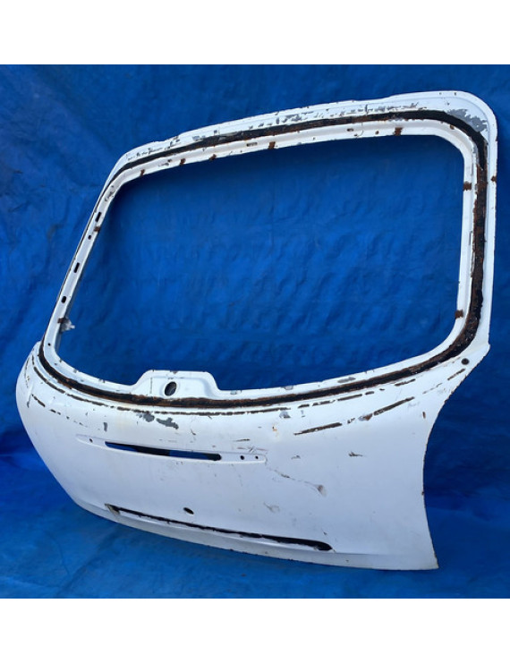 Tampa Traseira Fiat Brava 1998 Á 2003 / Detalhe Branco