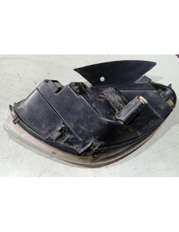 Farol Direito Xsara Picasso 2001 - 2006 / Avaria Direito