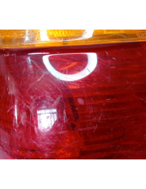 Lanterna Direita Bmw 320 325 1999 2000 2001 2002 Direito/passageiro Vermelho