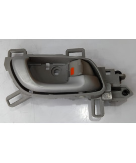 Maçaneta Interna Dianteira Direita Honda Civic 2012 - 2016 Dianteira Maçaneta Interna Dianteira Direita Honda Civic 2012 - 2016 Dianteira