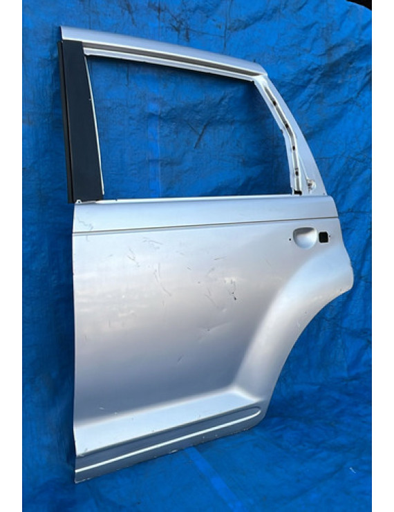 Porta Traseira Esquerda Pt Cruiser 2001 A 2010 Detalhe Traseira Esquerdo Prateado
