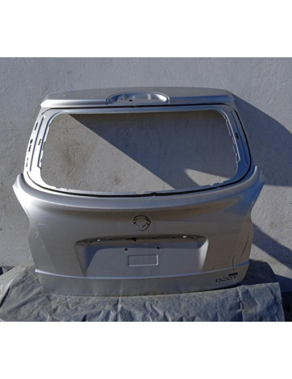 Tampa Traseira Ssangyong Korando 2011 - 2014 Prateado