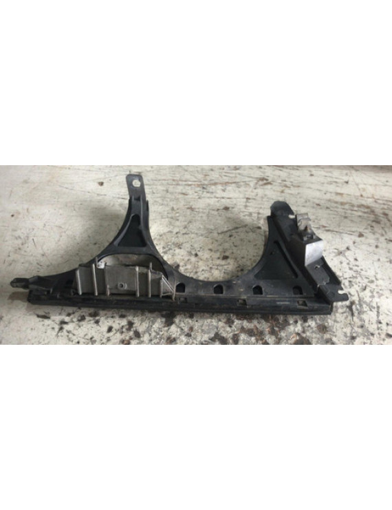 Moldura Esguicho Farol Esquerdo Mercedes E320 1996 Cinza