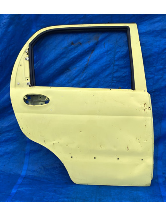 Porta Traseira Direita Chery Qq 2008 Á 2015 / Avaria Traseira Direita Amarelo