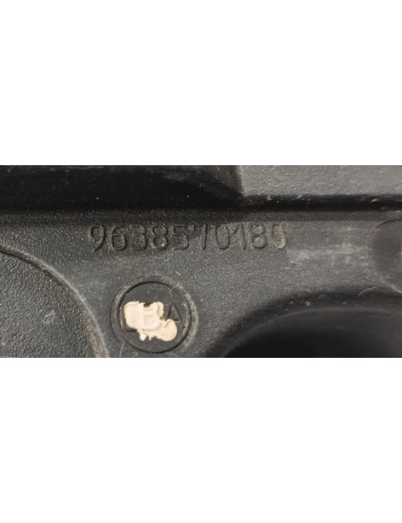 Tampa Válvulas Peugeot 206 C3 1.6 16v 2003 - 2012 Preto
