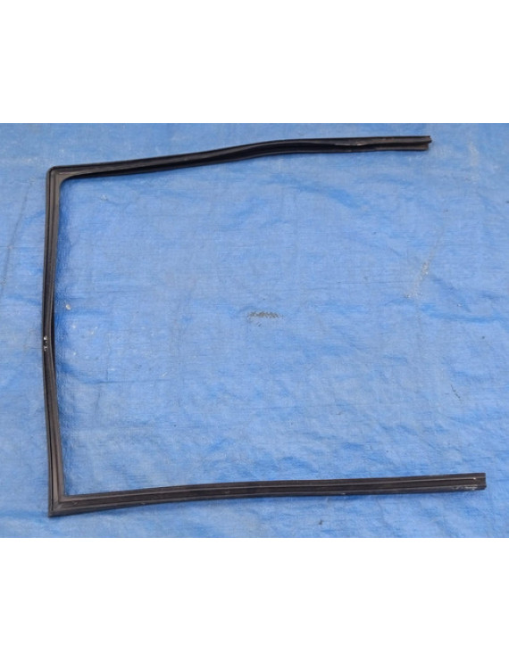 Borracha Vidro Traseira Esquerda Freelander 2 2008 - 2014 Preto