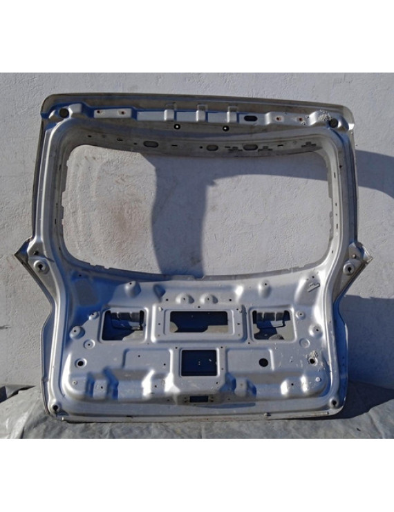 Tampa Traseira Ssangyong Korando 2011 - 2014 Prateado
