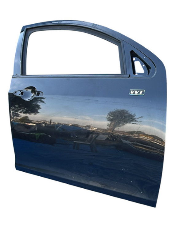 Porta Dianteira Direita Jac J3 2010 A 2014 Detalhe Dianteira Direita Preto