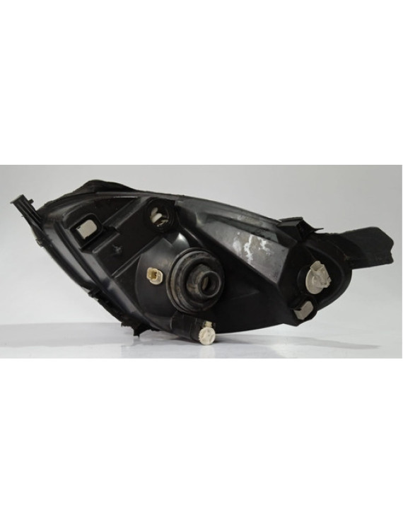 Farol Direito Xsara Picasso 2000 - 2005  / Detalhe Direito/passageiro
