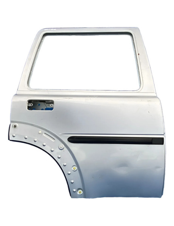 Porta Traseira Direita Freelander 1 2001 - 2006 Detalhes Traseira Direita Prateado