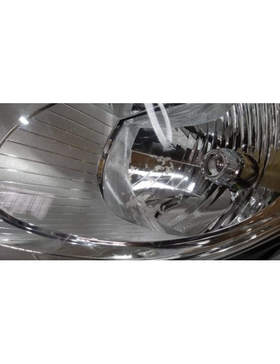 Farol Esquerdo Hyundai Ix35 2010 11 2012 13 14 2015 Detalhe Esquerdo/motorista