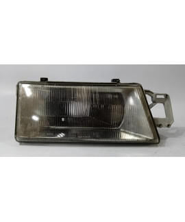 Farol Direto Fiat Tempra 1998  Detalhe Direito