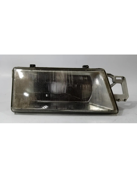 Farol Direto Fiat Tempra 1998  Detalhe Direito