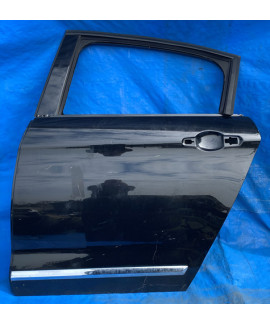 Porta Traseira Esquerda C5 Sedan 2008 2009 2010 2011 2012 Traseira Esquerdo Preto Porta Traseira Esquerda C5 Sedan 2008 2009 2010 2011 2012 Traseira Esquerdo Preto