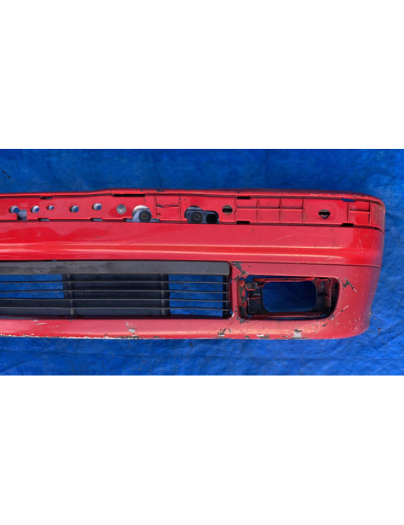 Parachoque Dianteiro Bmw E36 323 325 1992 A 1999 / Detalhe Vermelho