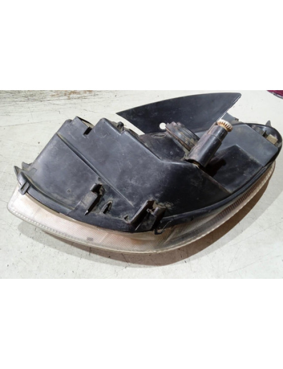 Farol Direito Xsara Picasso 2001 - 2006 / Avaria Direito