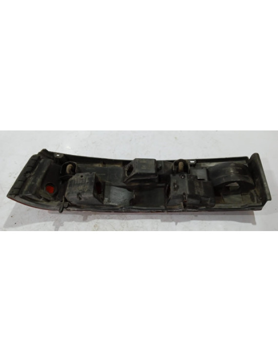 Lanterna Direita Suzuki Swift Gti 1989 - 2001  Direito Vermelho