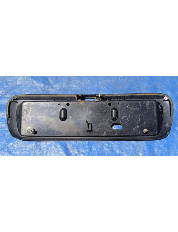 Moldura Placa Traseira Renault Megane 1995 - 1999 / Detalhe Preto