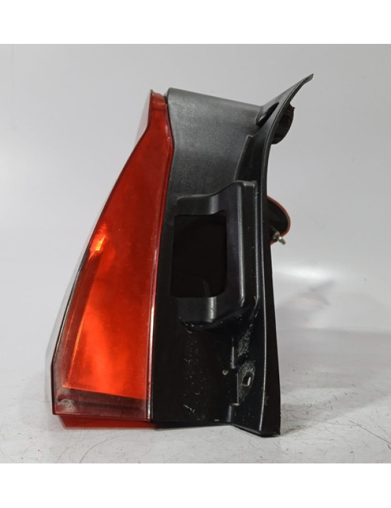 Lanterna Esquerda Onix Hatch 2013 - 2019 Esquerdo/motorista Vermelho