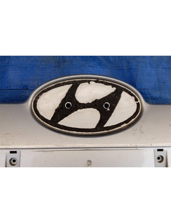 Moldura Placa Traseira Tucson 2008 - 2014 Detalhe Prateado