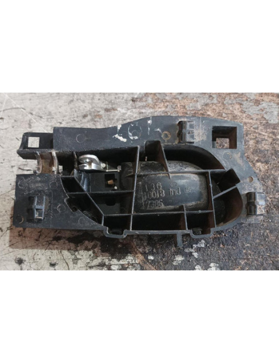 Maçaneta Interna Dianteira Esquerda Peugeot 407 2007 Dianteira