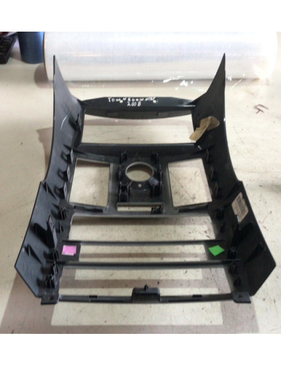 Moldura Console Central Town & Country 2008 - 2010 Prata/preto