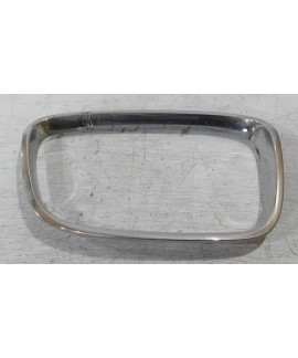 Moldura Cromada Grade Dianteira Bmw 135i 2015 Fosco