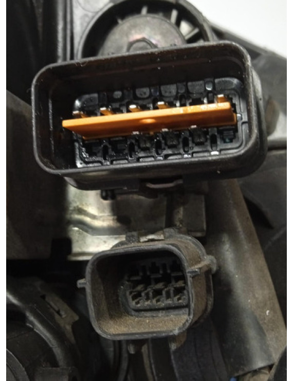 Farol Esquerdo Lancer 2011 2012 2013 2014 2015 Esquerdo/motorista