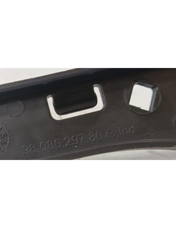 Guia Parachoque Dianteiro Esquerdo Peugeot 2008 2008 - 2017