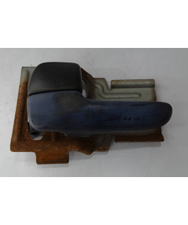 Maçaneta Interna Dianteira Direita Mazda Mx3 1995 Dianteira Maçaneta Interna Dianteira Direita Mazda Mx3 1995 Dianteira