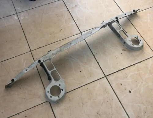 Suporte Radiador Bmw 318 325 1994 - 1998 / 8367947