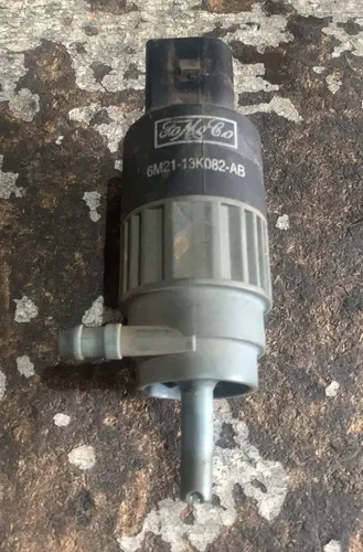 Bomba Lavador Farol -focus 2014