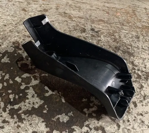 Moldura Trilho Banco Esquerdo Outlander 2008 - 2013 N253642