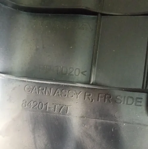 Soleira Da Porta Dianteira Direita Hrv 1.8 2018