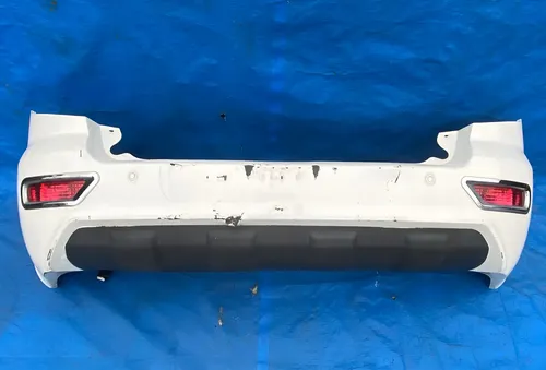 Parachoque Traseiro Lifan X60 2013 Á 2016 / Detalhe -avaria Parachoque Traseiro Lifan X60 2013 Á 2016 / Detalhe -avaria
