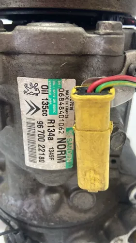Compressor De Ar Citroen C5 2.0 16v 2009 2010 2011 2012