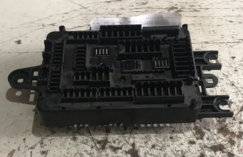 Caixa De Fusíveis Bmw 135 3.0 2015 / 9337881-02