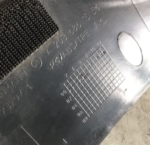 Soleira Traseira Direita Mercedes C180 C320 2001 - 2007