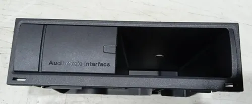 Acabamento Interno Suporte Modulo Interface Audi A5 2013 