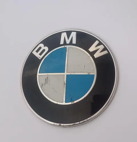 Emblema Símbolo Tampa Traseira Bmw 8 Cm Emblema Símbolo Tampa Traseira Bmw 8 Cm