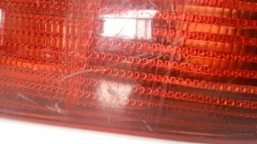 Lanterna Direita Xsara 1997 - 2001 Detalhe Direito/passageiro Vermelho
