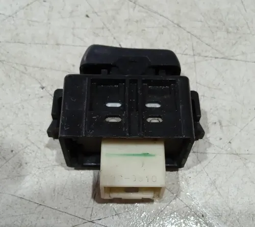 Botão Trava Porta Dianteiro Direito Toyota Camry 1992 - 1996