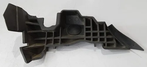Acabamento Paralama Direito Toyota Yaris 2019 - 2023